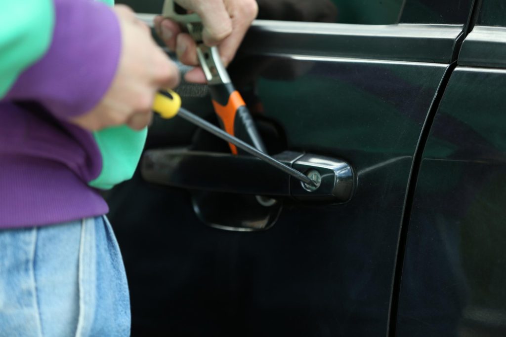 פריצת רכבים 24/7 2 פריצת רכבים 24/7