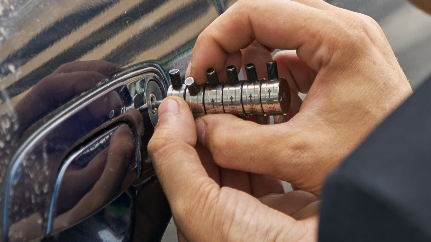 פורץ רכבים – איך להימנע מטעויות בעת פתיחת רכב נעול 1 פורץ רכבים